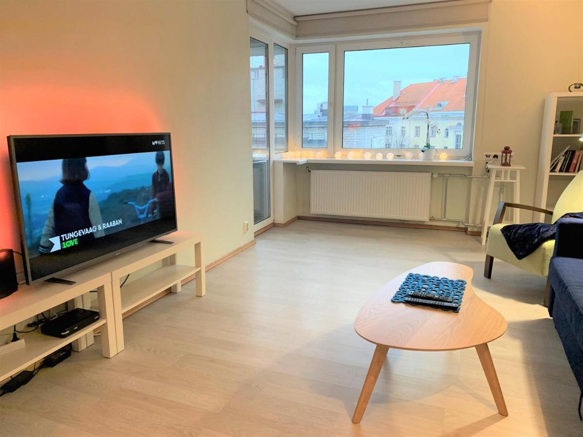 City Center Raua Apartment With Balcony Tallin Exterior foto